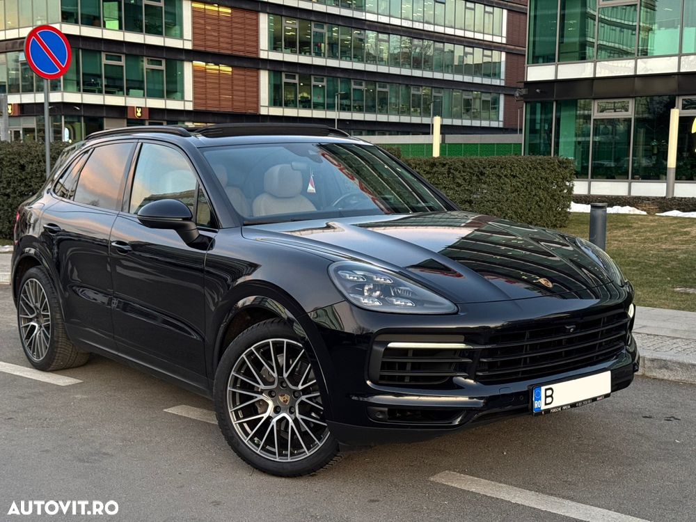 Porsche Cayenne Standard - 1
