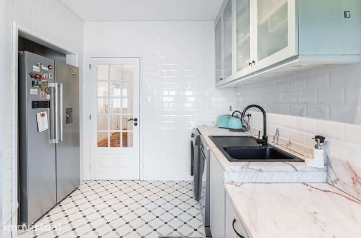 Quarto - localizado em Vila nova de gaia - Grande imagem: 3/24