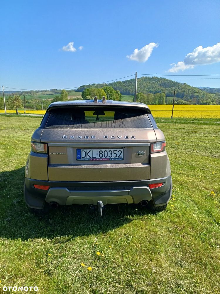 Land Rover Range Rover Evoque 2.0 D180 mHEV R-Dynamic - 3