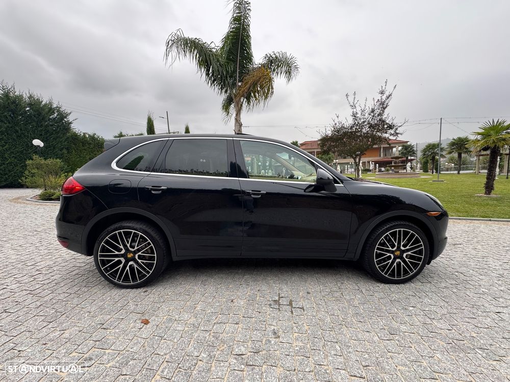 Porsche Cayenne S Hybrid - 26