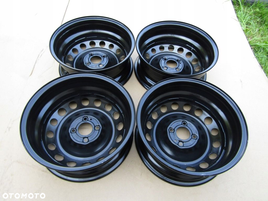 4x Felgi NOWE 15 Dacia Lodgy Logan Sandero Stepway Dokker 6j 4x100 ET40 - 17