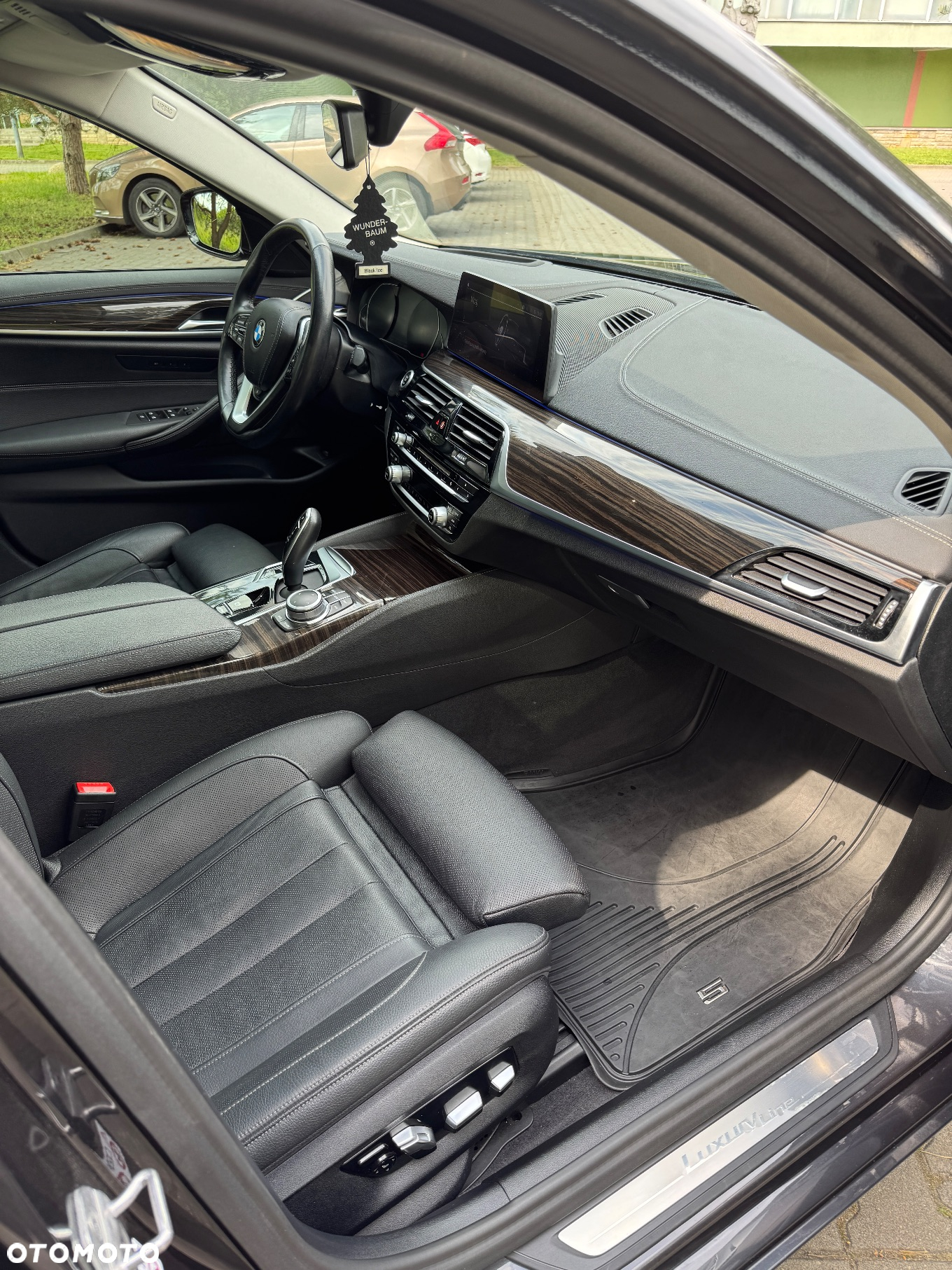 BMW Seria 5 520d xDrive Touring Luxury Line - 20