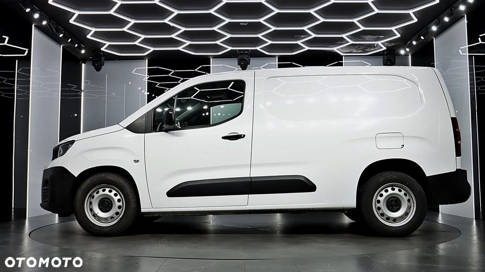 Peugeot Partner 1.5 BlueHDi 100 PREMIUM Long 950 4d - 4