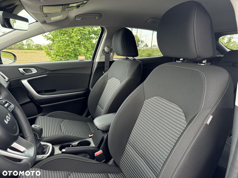 Kia XCeed 1.5 T-GDI M - 11