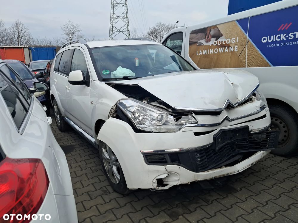 Citroen C-Crosser 2.2 HDI Biały Części karoseria silnik wnętrze felgi - 1