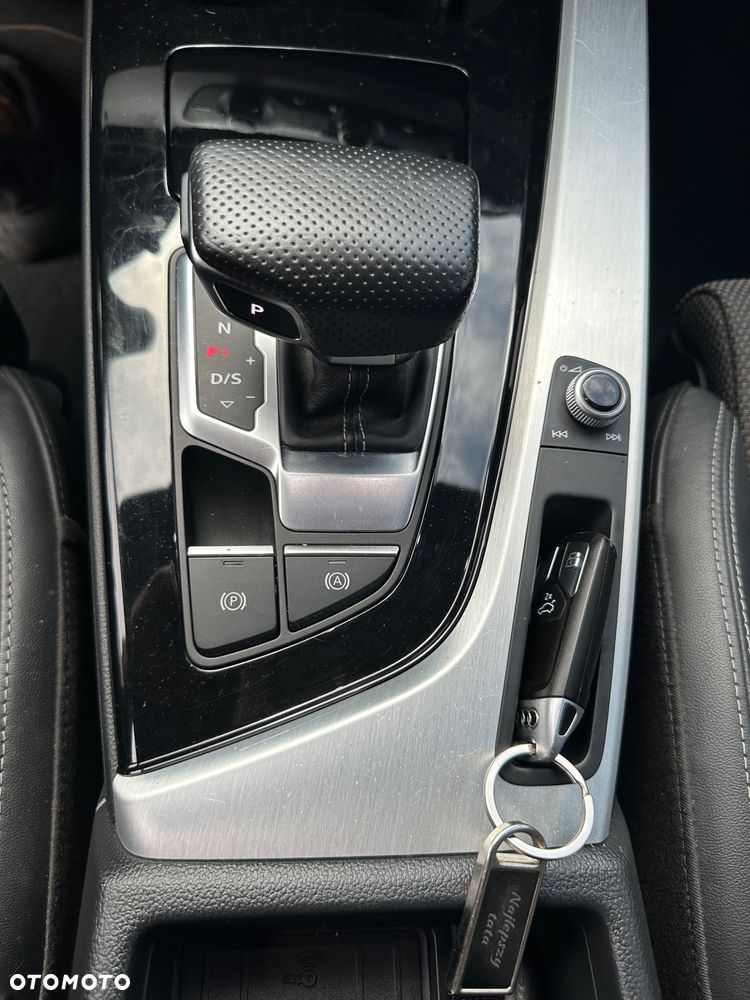 Audi A4 Avant 40 TDI S tronic S line - 11