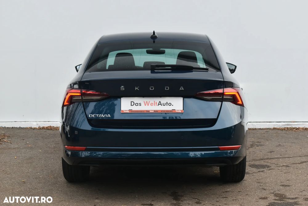 Skoda Octavia 2.0 TDI DSG Ambition - 8
