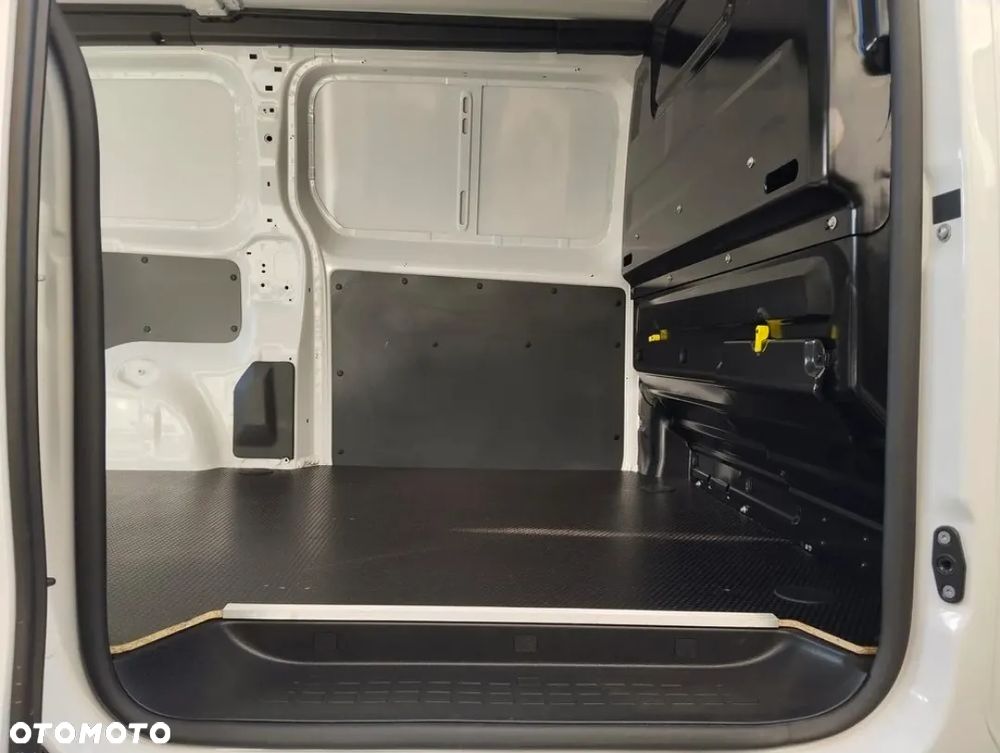 Opel Vivaro Lang - 13