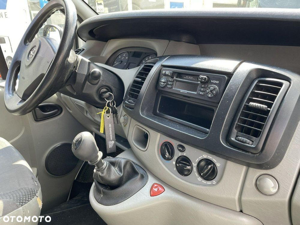 Opel Vivaro - 15