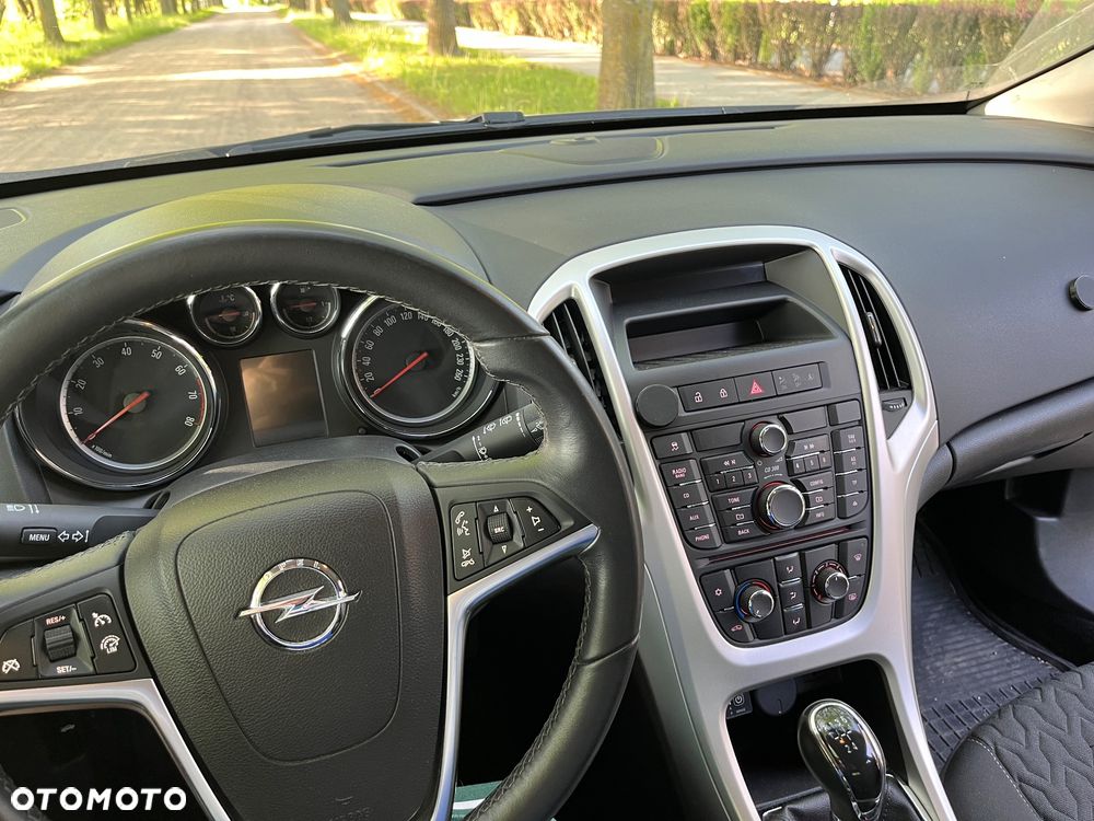 Opel Astra 1.4 - 6