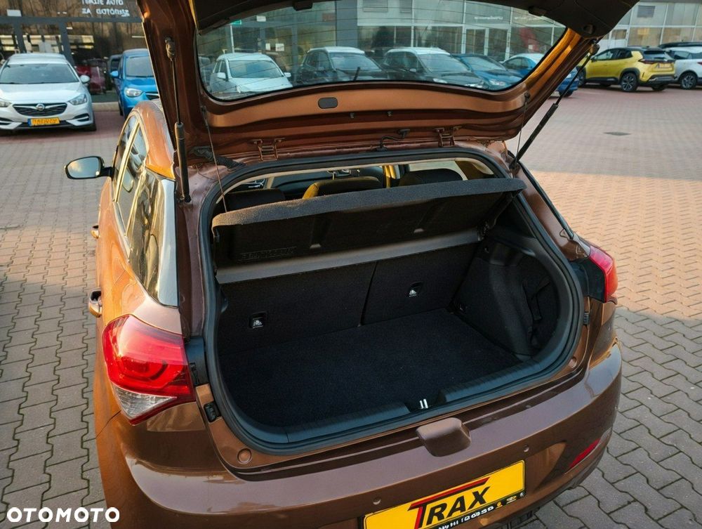 Hyundai i20 - 2