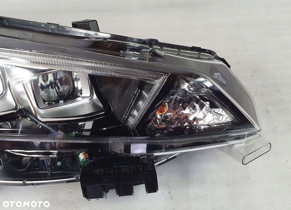 prawa lampa przód nissan leaf ii 2 ze1 full led 17 - 12