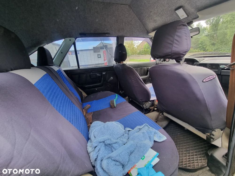 Polonez Caro - 9