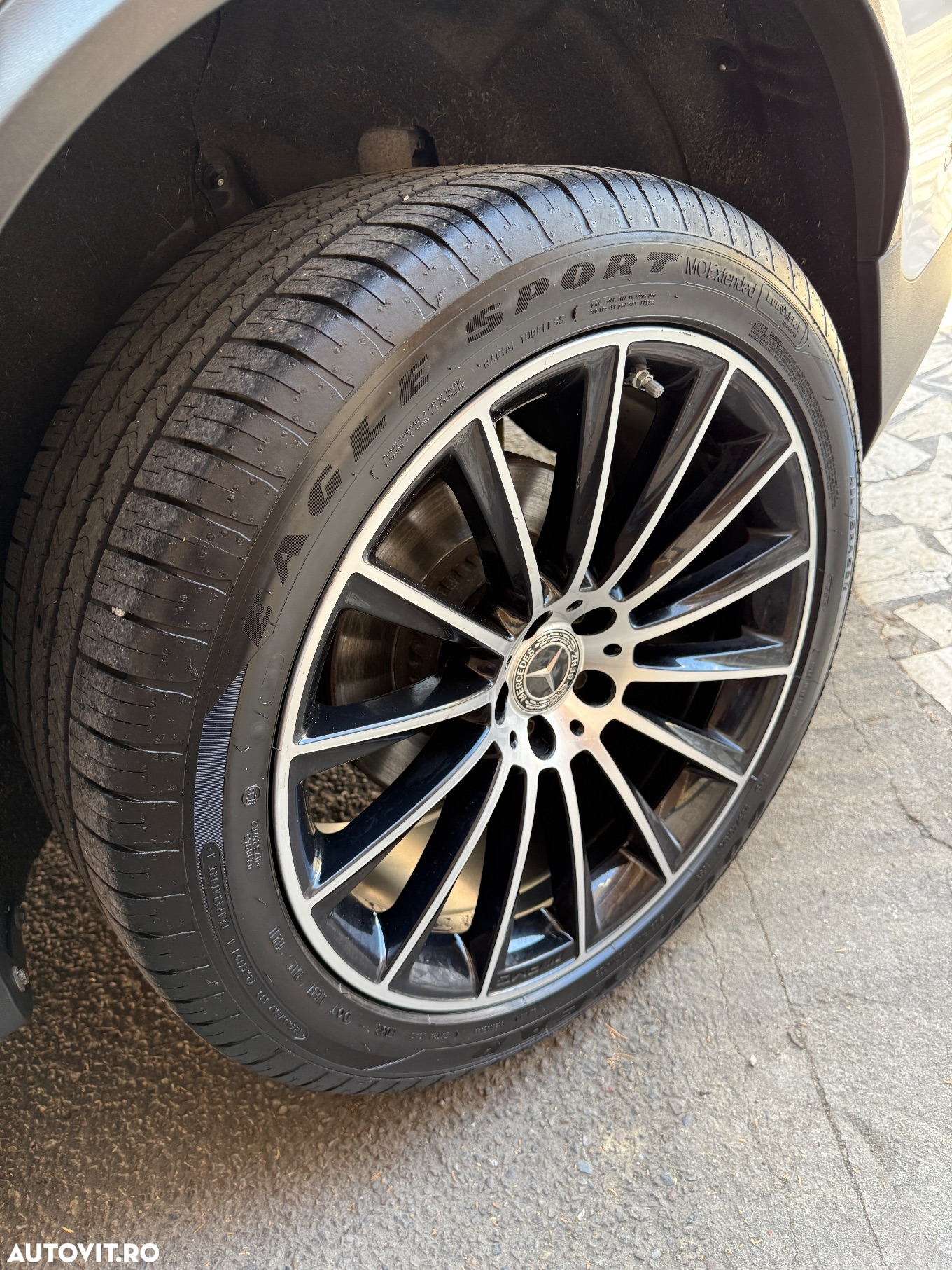 Mercedes-Benz GLC Coupe 220 d 4Matic 9G-TRONIC AMG Line - 18