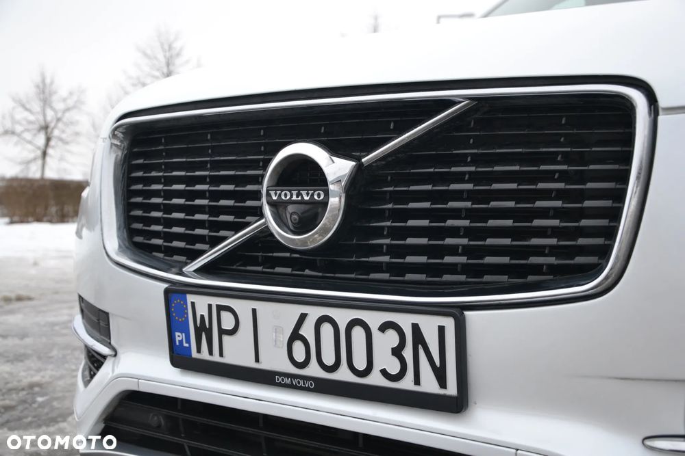 Volvo XC 90 T5 AWD Geartronic Momentum - 12