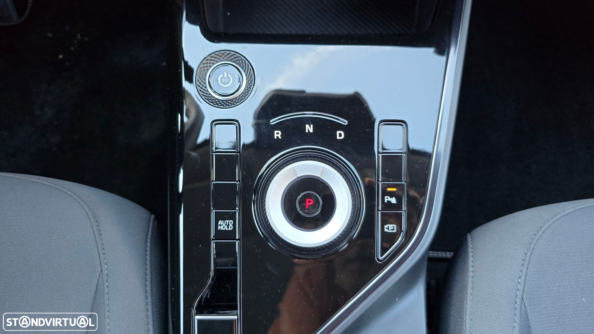 Kia Niro - 38