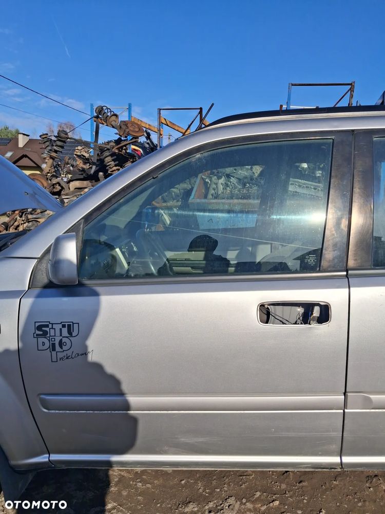 Nissan x-trail 06 drzwi lewy przod - 1