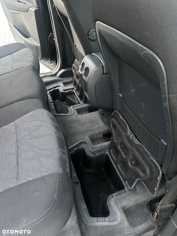 Peugeot 3008 - 21