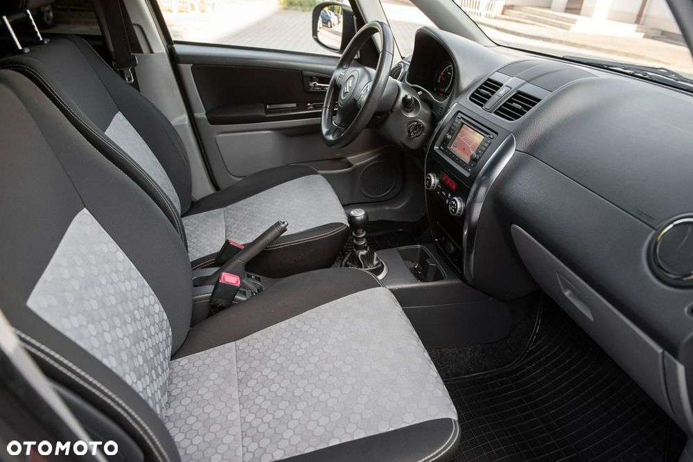 Suzuki SX4 Classic 2.0 DDiS 4x4 Club - 9