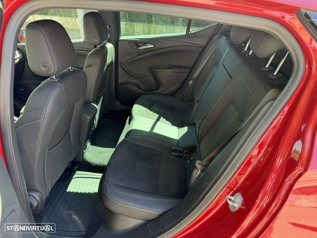 Opel Astra 1.2 T GS Line S/S - 21