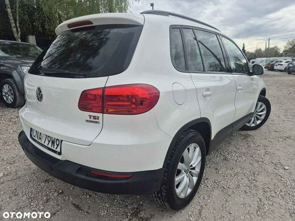 Volkswagen Tiguan - 2