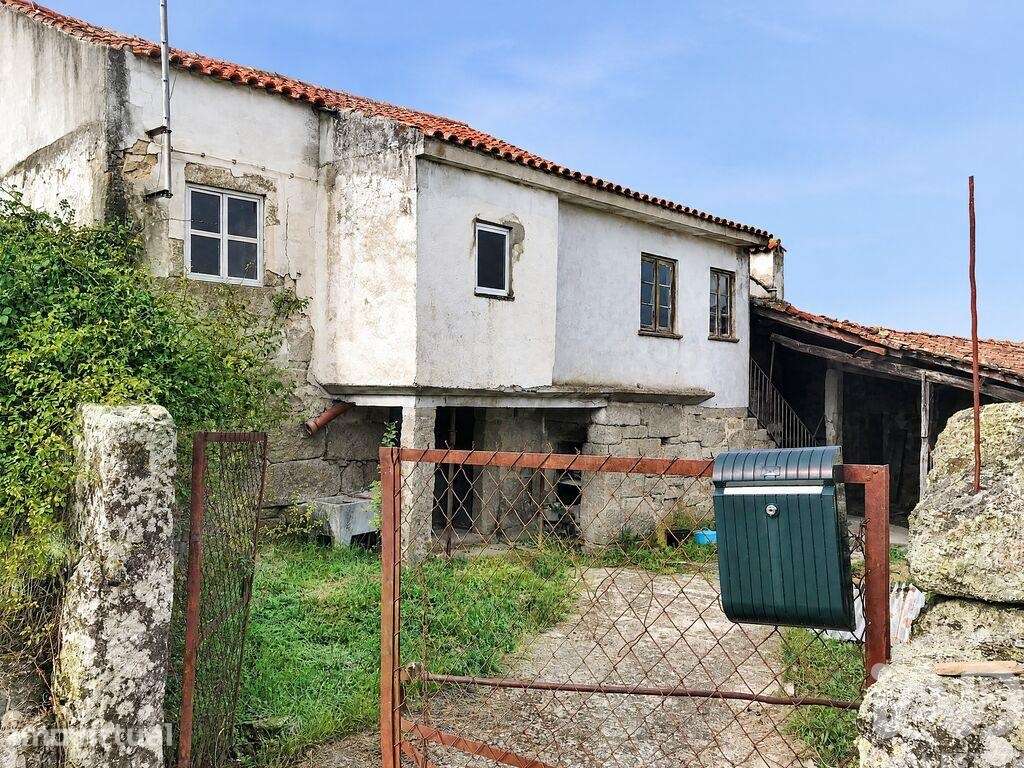 Casa de Campo T2 em Ervedal e Vila Franca da Beira - Grande imagem: 2/40