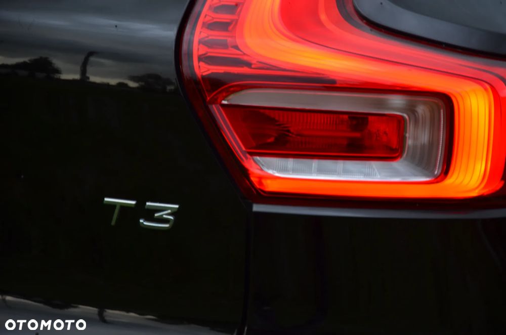 Volvo XC 40 T3 Momentum - 35
