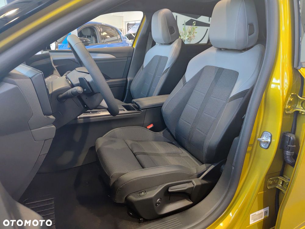 Opel Astra - 11