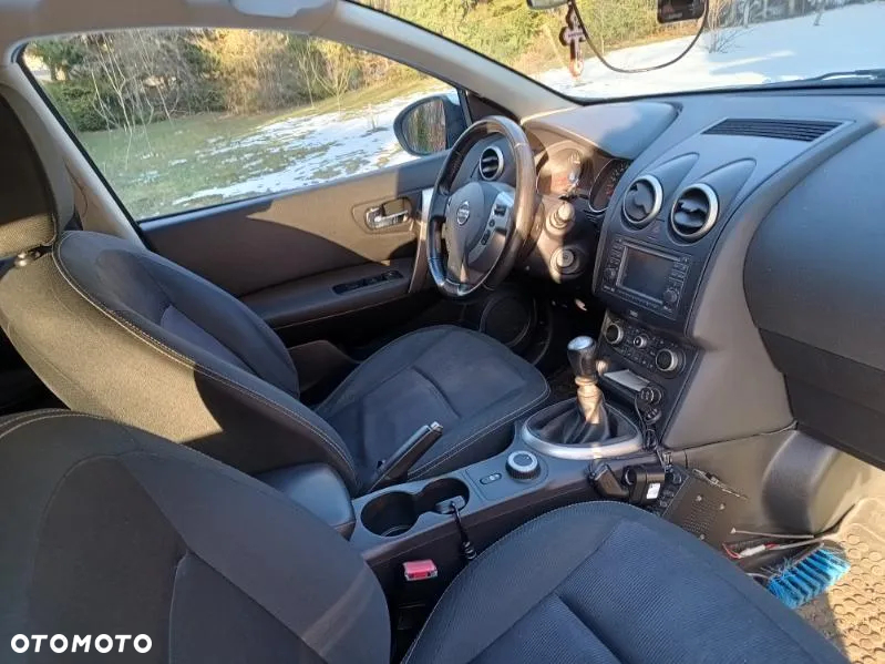 Nissan Qashqai+2 - 16