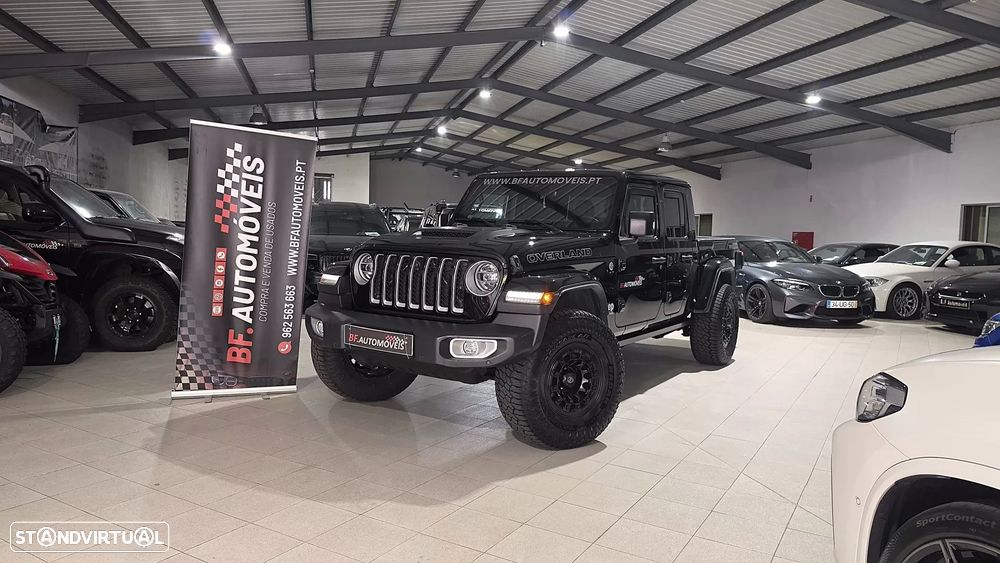 Jeep Gladiator 3.0V6 MultiJet AWD Auto Overland — fotografia 10