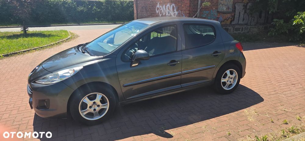 Peugeot 207 1.4 HDi U Move - 10