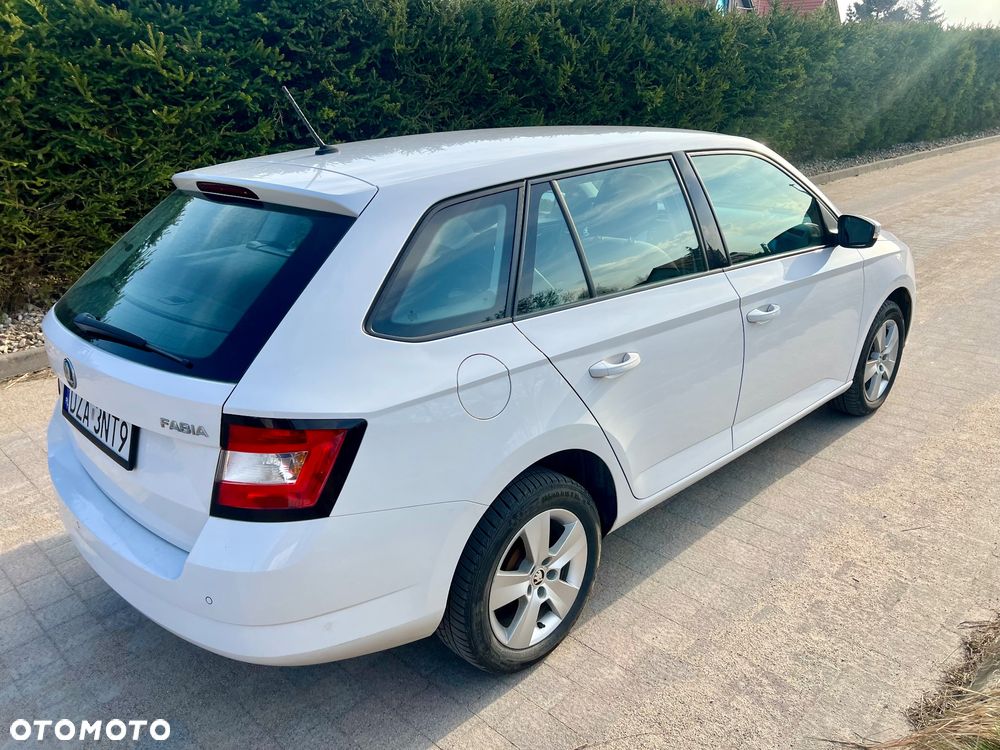 Skoda Fabia - 5