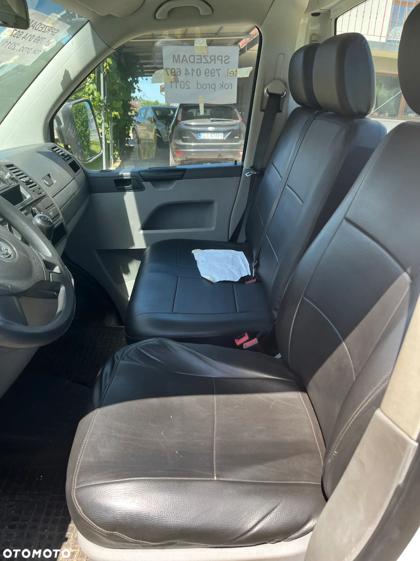 Volkswagen Transporter - 11