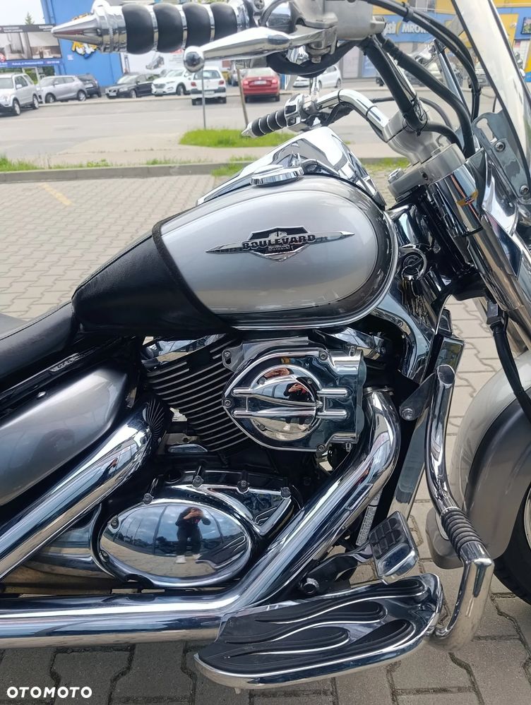 Suzuki Boulevard - 19
