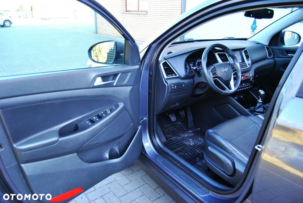 Hyundai Tucson blue 1.7 CRDi 2WD Advantage - 11