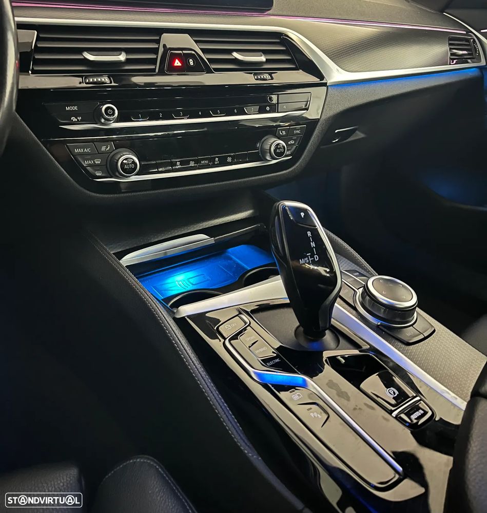 BMW 530 e Pack M - 10