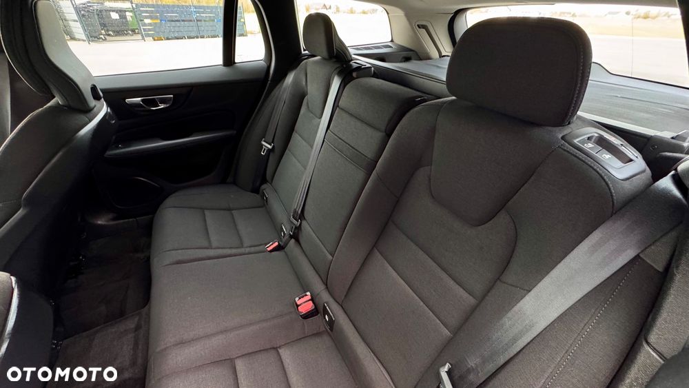 Volvo V60 B3 B Geartronic Momentum - 8
