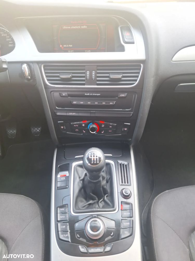 Audi A4 2.0 TDI Avant - 9