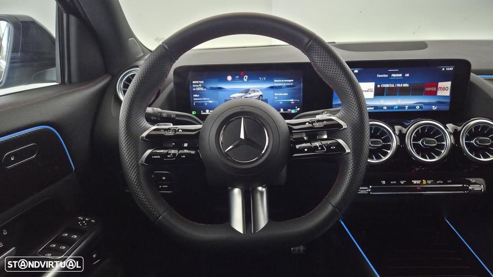 Mercedes-Benz GLA 180 d AMG Line - 14