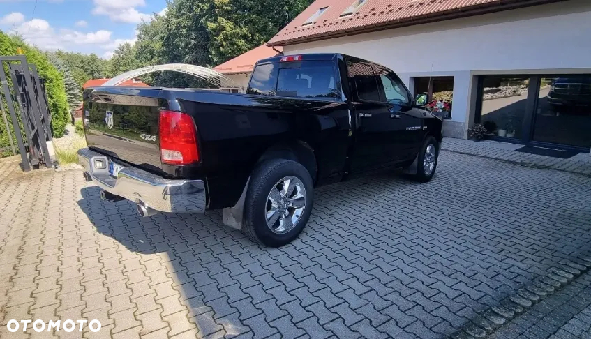 Dodge RAM 1500 5.7 4x4 - 7
