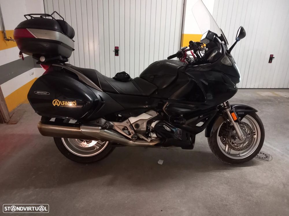 Honda Deauville NT 700 VA - 11