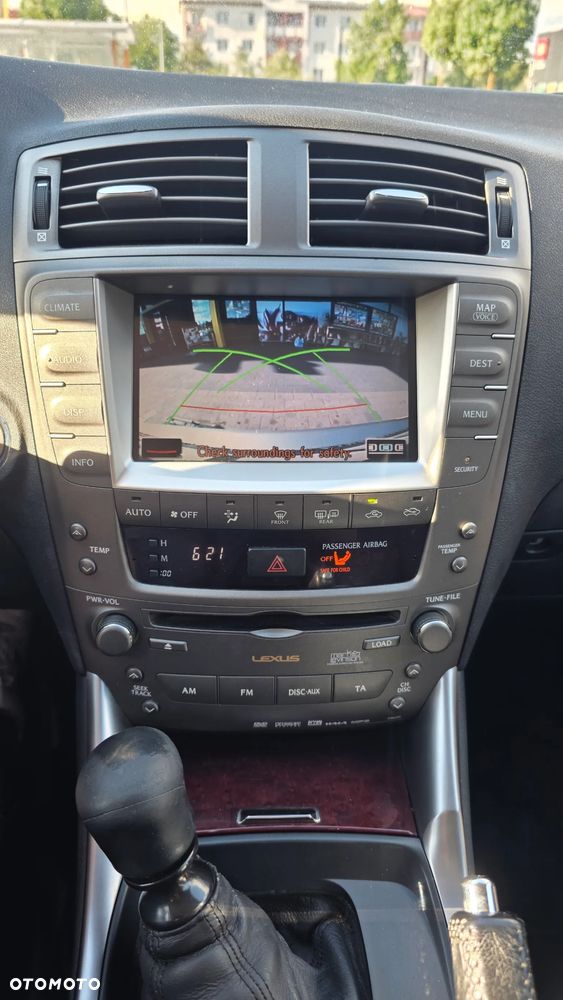 Lexus IS 220 D Prestige - 23