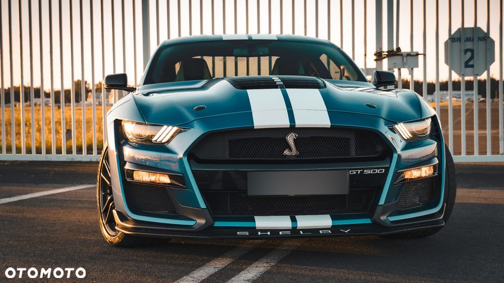 Ford Mustang - 2