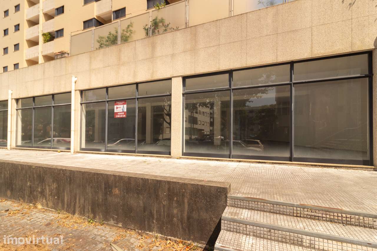 Loja Nunca Utilizada com 302m² na Praceta das Amoreiras – Braga - Grande imagem: 2/15