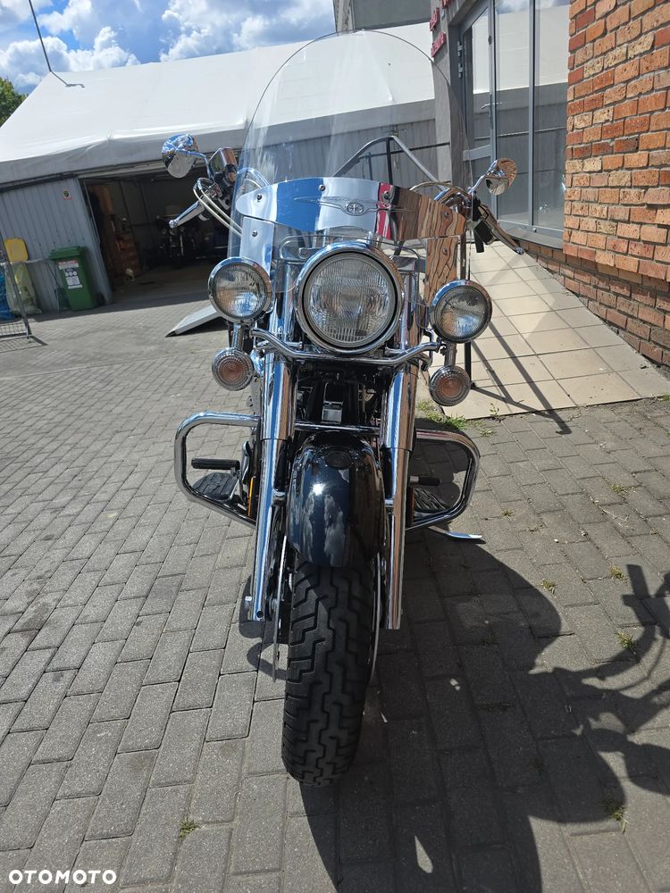 Yamaha Road Star - 12