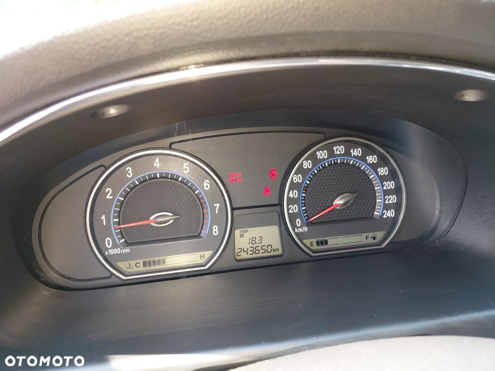 Kia Magentis 2.0 EX - 8