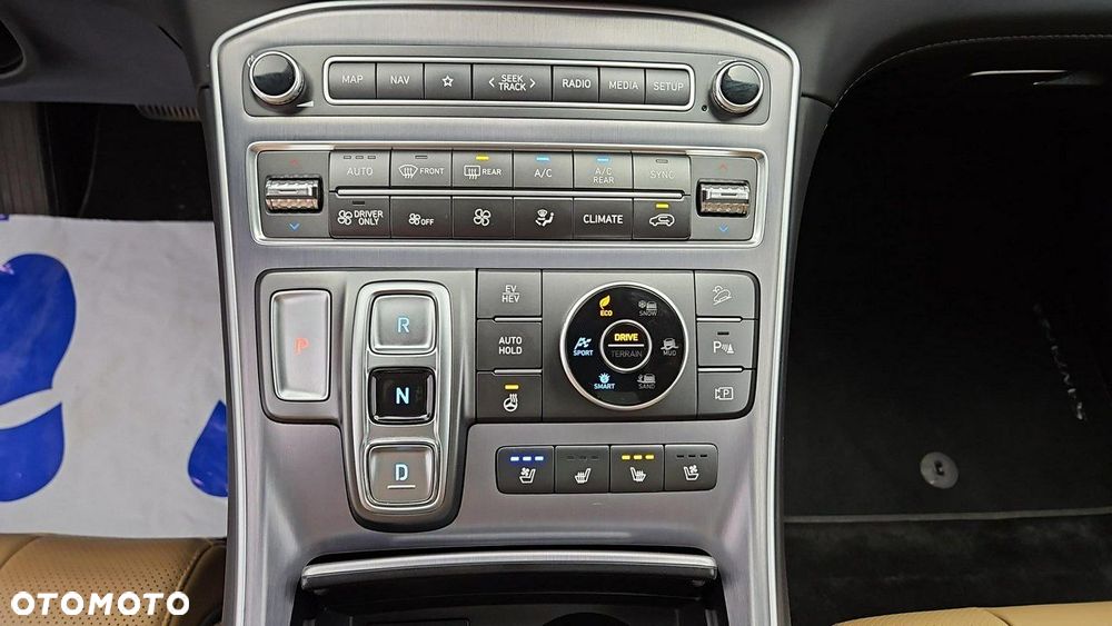 Hyundai Santa Fe - 18