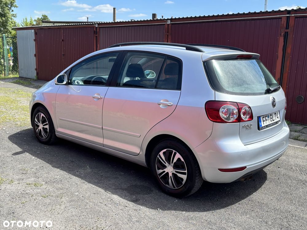 Volkswagen Golf Plus - 4