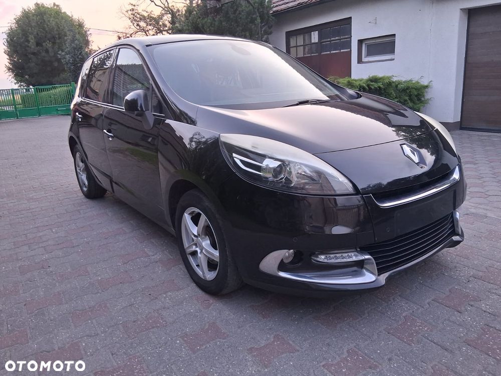 Renault Scenic 1.6 dCi Energy Bose Edition - 19