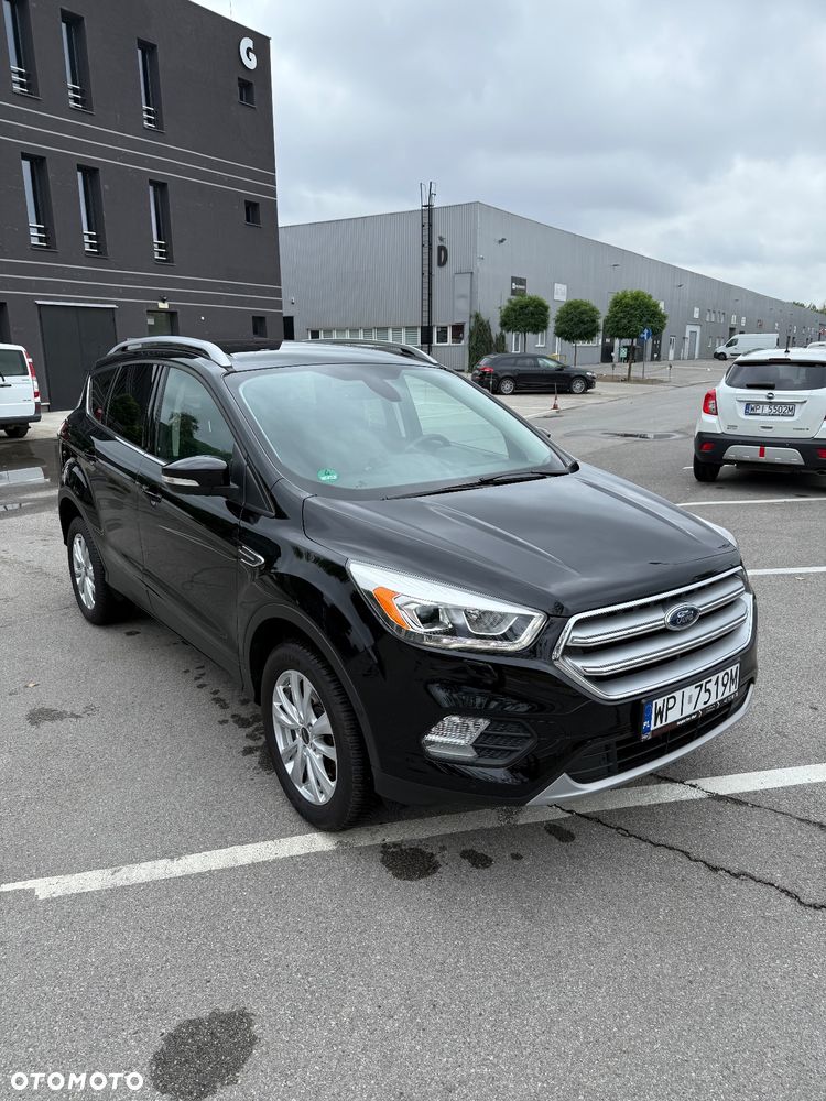 Ford Kuga 1.5 EcoBoost 2x4 Titanium - 15